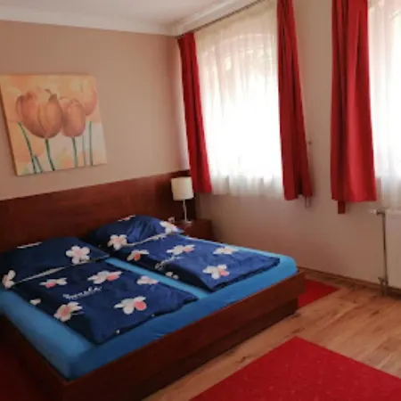 Bed & Breakfast Siesta Panzio Sosto Nyiregyhaza