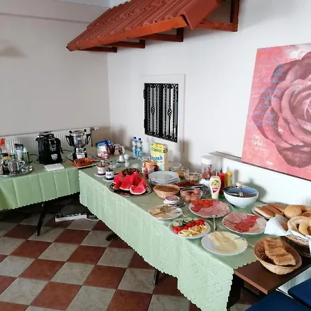 Bed & Breakfast Siesta Panzio Sosto Nyiregyhaza